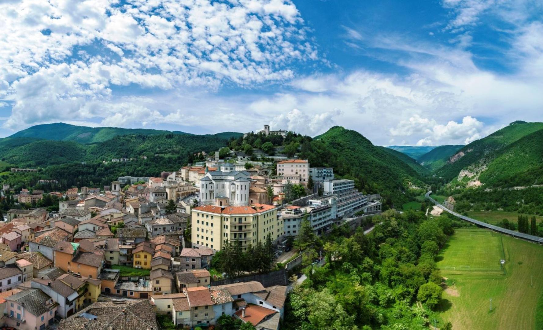 Hotel Delle Rose Кашія Екстер'єр фото