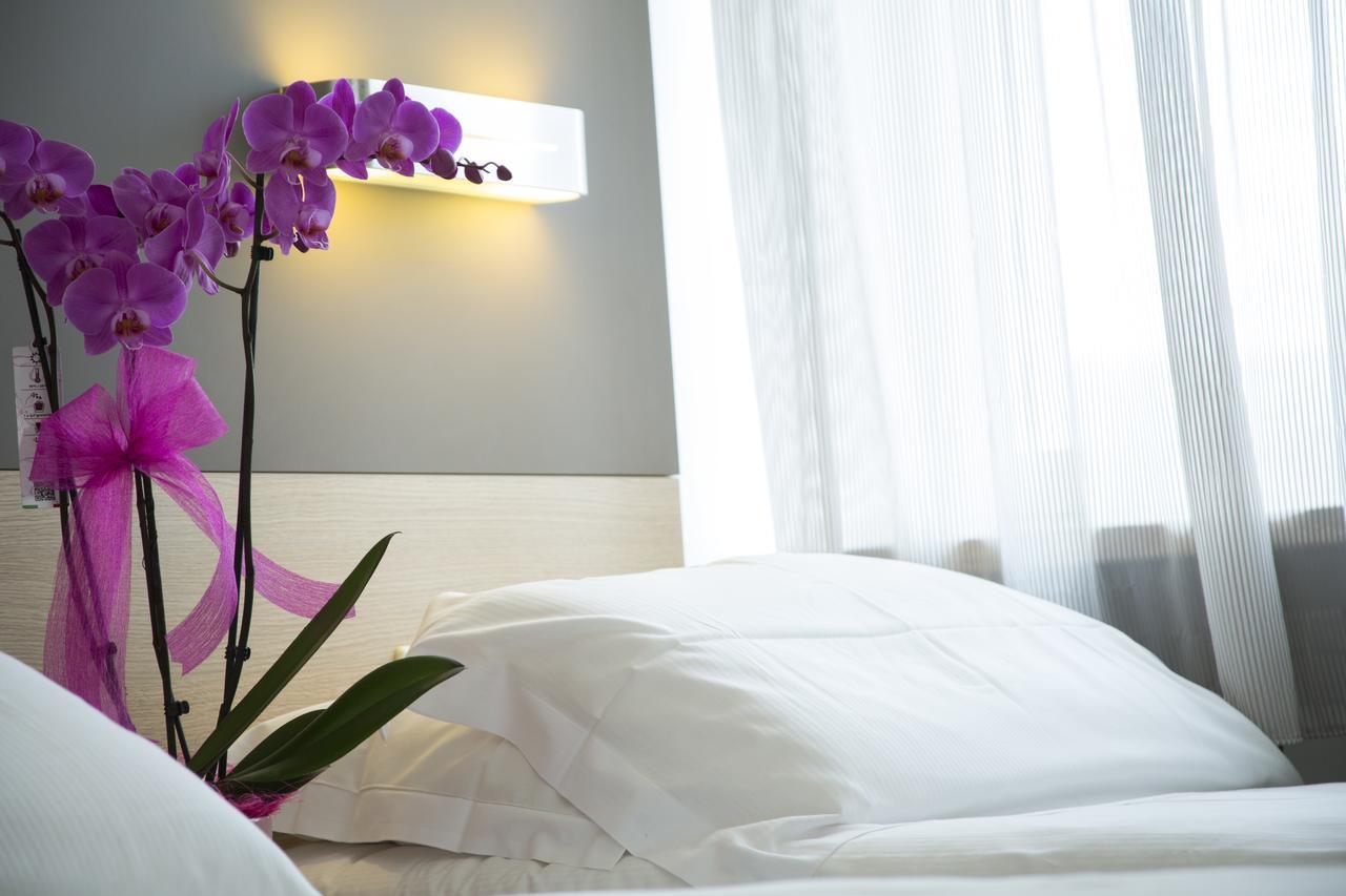 Hotel Delle Rose Кашія Екстер'єр фото